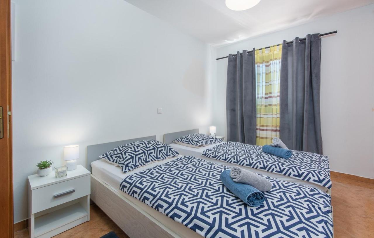 Holiday House Vita Tinjan Bilik gambar